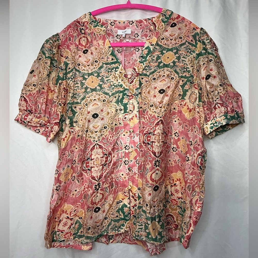 NWT Voy  Floral Pink and Green Women's Top Size Small